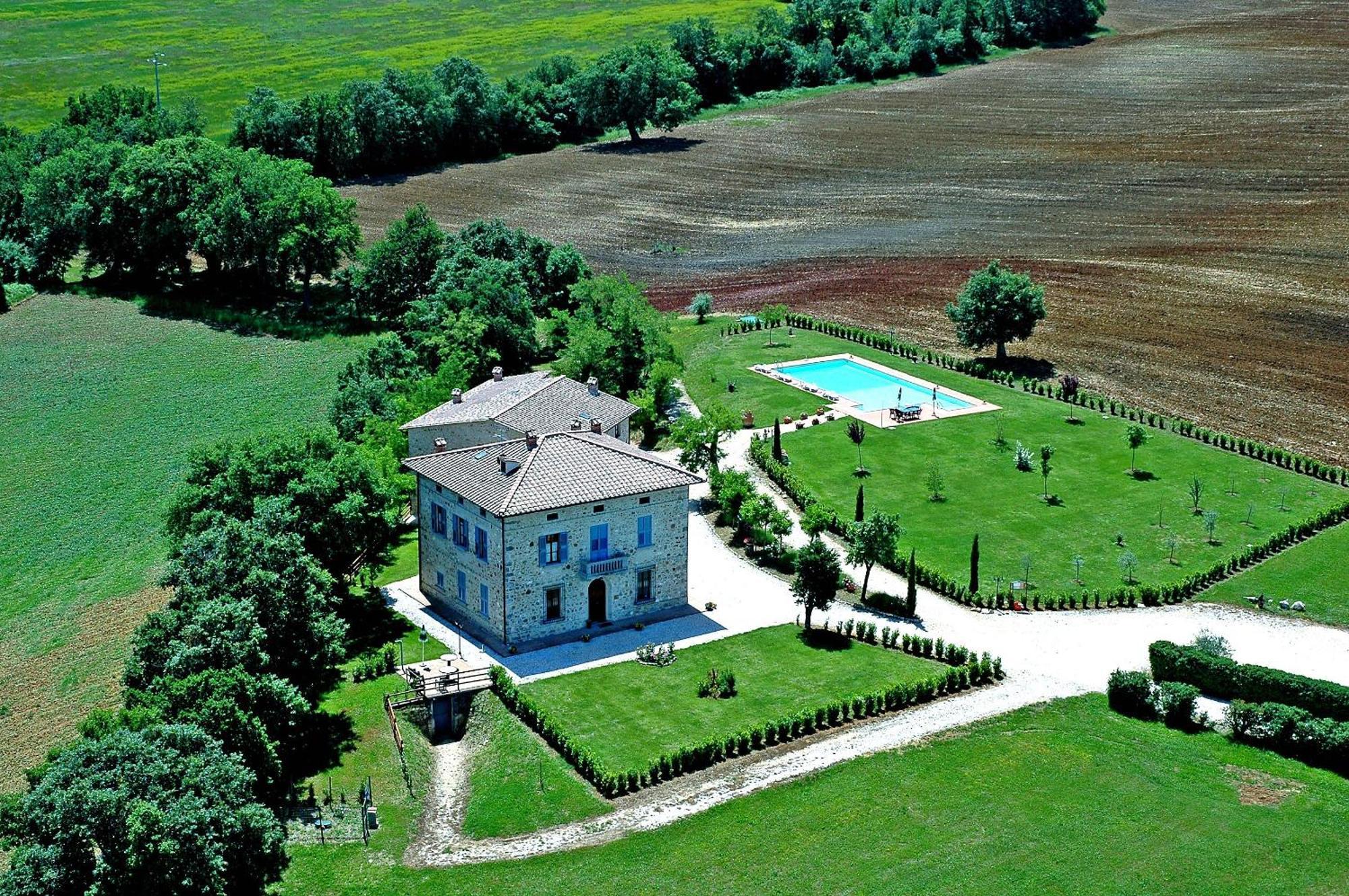 Gasthaus Borgo Il Villino Casole dʼElsa Exterior foto