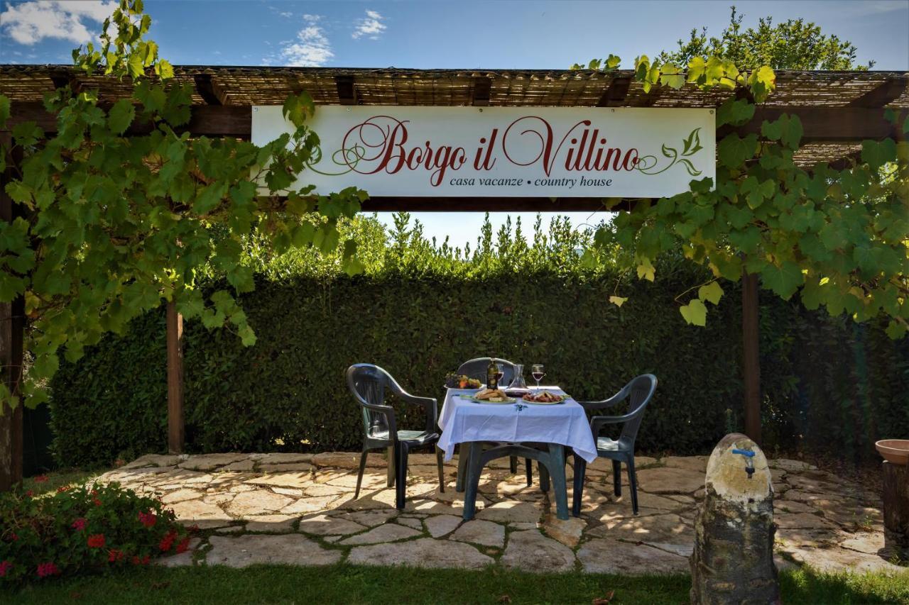 Gasthaus Borgo Il Villino Casole dʼElsa Exterior foto