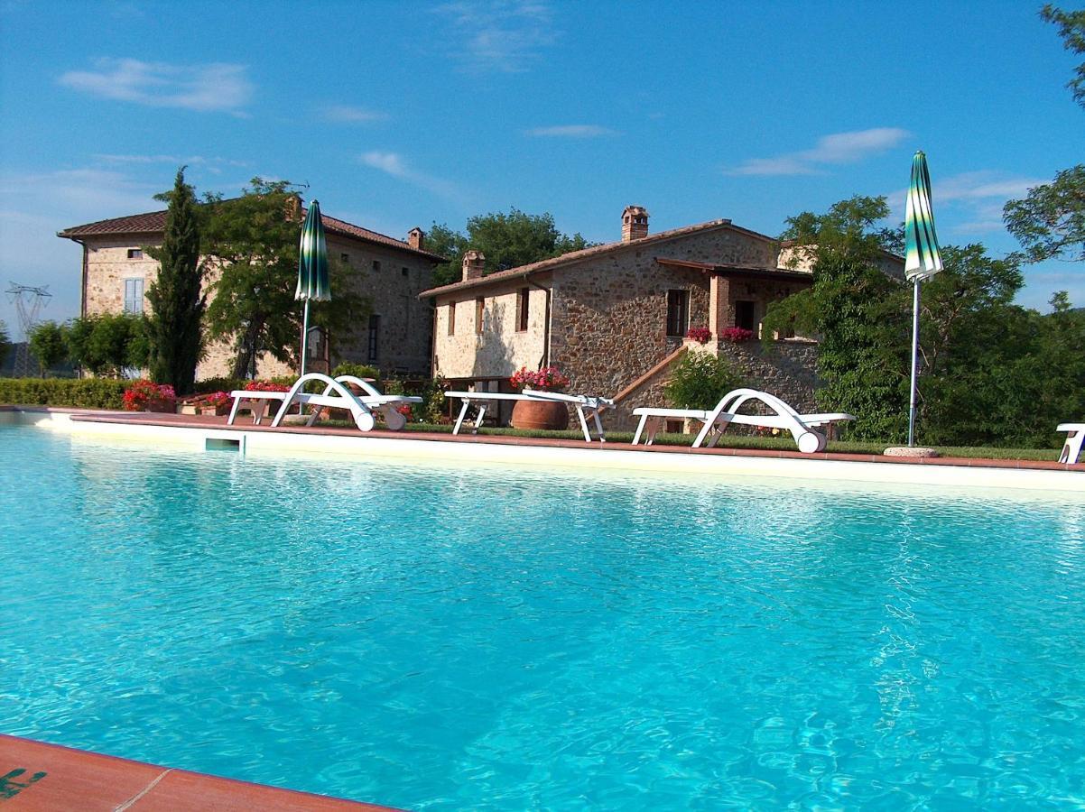Gasthaus Borgo Il Villino Casole dʼElsa Exterior foto
